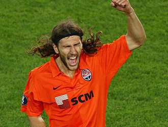 Chygrynskiy celebra un gol con el Shakhtar