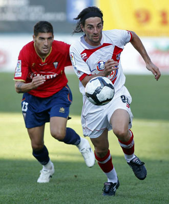 Jofre, con dos asistencias, fue el mejor del Rayo en la primera jornada ante el Albacete.