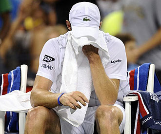 Andy Roddick lamentndose