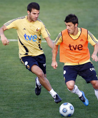 Cesc y Villa durante un entrenamiento de la seleccin.