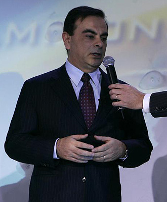 Ghosn durante un acto de Renault
