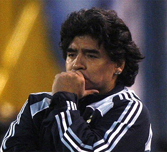 Maradona durante un partido de la Selecin Argentina.