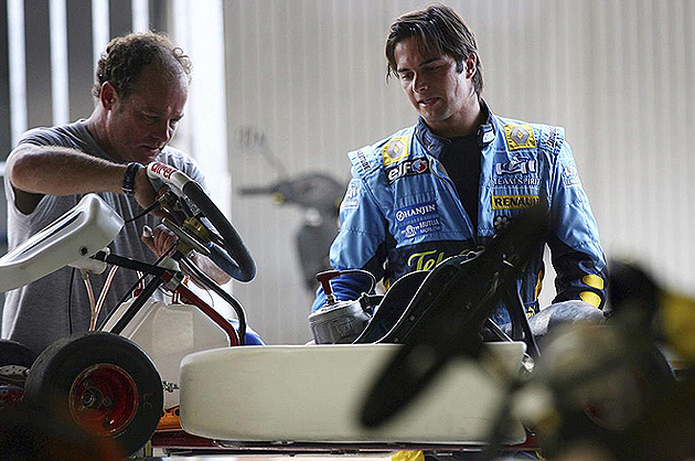 Nelsinho Piquet durante una prueba de karts que se disput en la ciudad de Guara