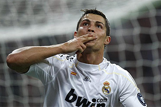 Crisitiano Ronaldo celebra uno de sus goles ante el Olympique de Marsella