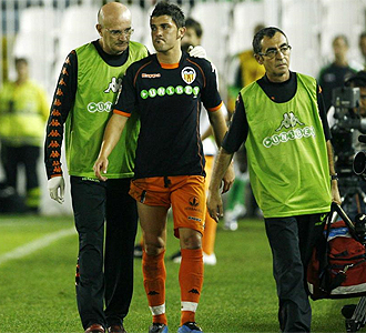 Villa se retira lesionado en El Sardinero.