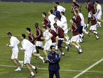 La selección inglesa se ejercita a las órdenes de Fabio Capello.