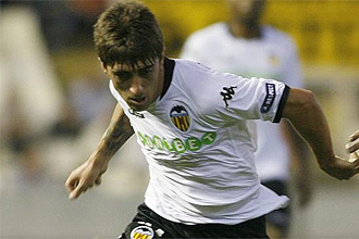 Pablo Hernández, durante un partido con el Valencia