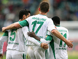 El Wolfsburgo celebra su primer gol