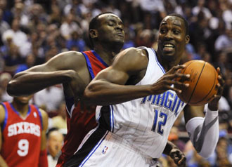Dwight Howard, contra los Clippers