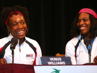 Venus y Serena Williams en su última participación en la Fed Cup en 2007.