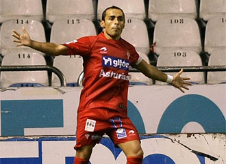 Diego Castro celebra un gol.