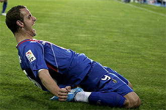 Roberto Soldado celebra un gol con el Getafe esta temporada.
