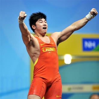 Lu Yong celebra su victoria