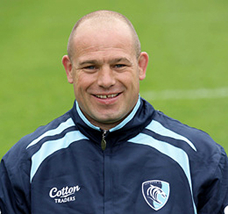 Richard Cockerill, entrenador de Leicester Tigers y ex internacional con el 'XV de la Rosa' estar un mes alejado de los campos de rugby