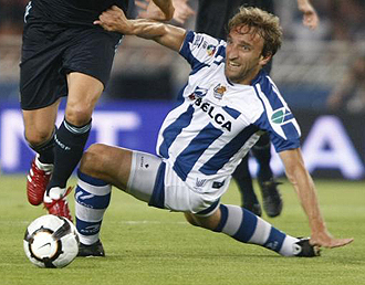 Diego Rivas jugando contra el Real Madrid
