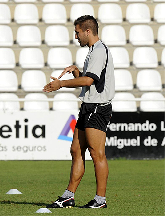 Juan Domnguez, en un entrenamiento con el Real Unin.