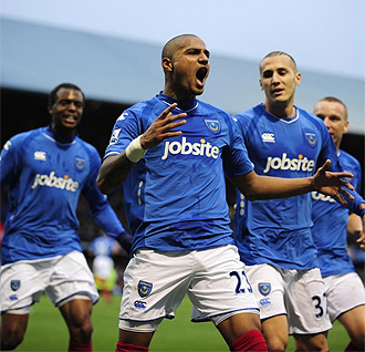 Kevin-Prince Boateng celebra un gol con el Portsmouth