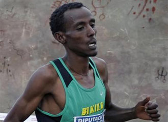 Alemayehu, durante una carrera.