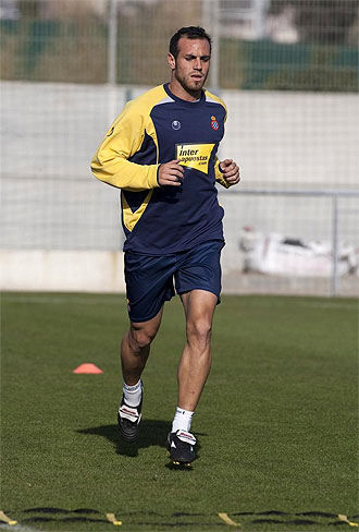 Moisés Hurtado, en un entrenamiento del Espanyol.