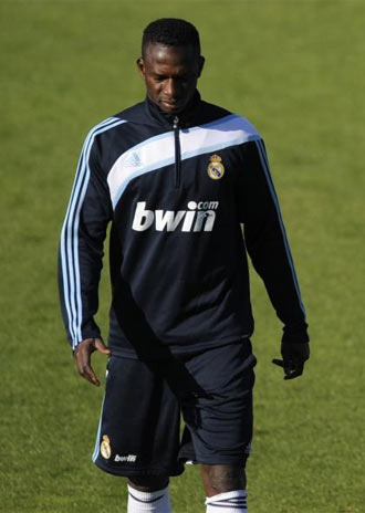 Mahamadou Diarra durante un entrenamiento con el Real Madrid