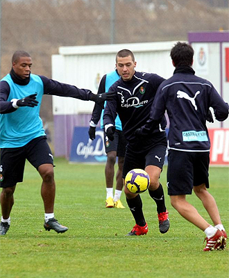 Haris Medunjanin, durante un entrenamiento con el Valladolid