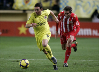 Cazorla se marcha de Corona en el encuentro que enfrentó a Villarreal y Almería