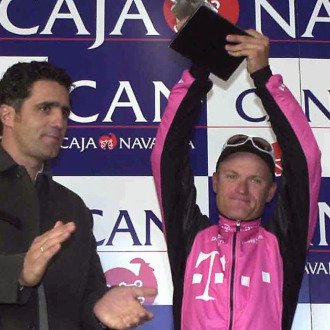 Matthias Kessler junto a Miguel Indurain en una foto de 2003, cuando corra en el Telekom.
