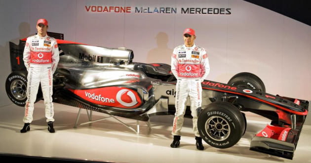 Cap 1 F1 Fórmula Uno Vodafone McLaren Mercedes Team 2010 nuevo MP4-25 Plata