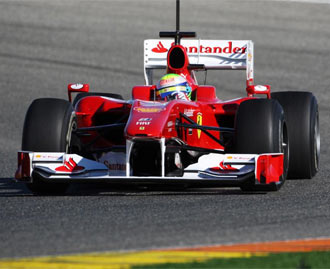 Massa rueda con el F10 en el circuito Ricardo Tormo