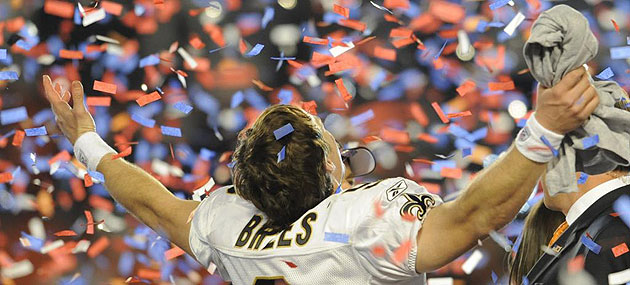 Drew Brees celebrando el triunfo de los Brees