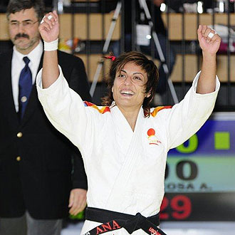 Ana Carrascosa celebra uno de sus triunfos