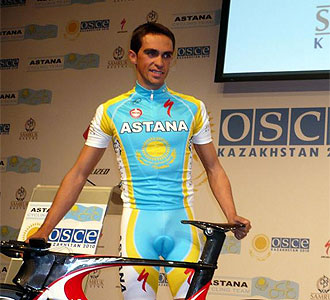 Alberto Contador durante la presentacin de Astana