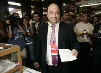 Oriol Giralt, durante la votacin para la mocin de censura contra Joan Laporta