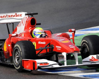 Massa, a los mandos de su F10 en Jerez