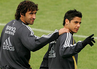 Cicinho y Ral en la temporada 06-07