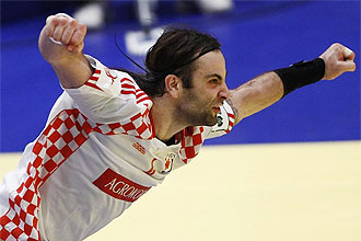 Ivano Balic, durante un partido con la seleccin croata