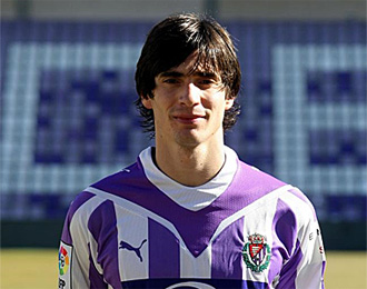 Henrique puede ponerse por primera vez en partido oficial la camiseta del Valladolid.