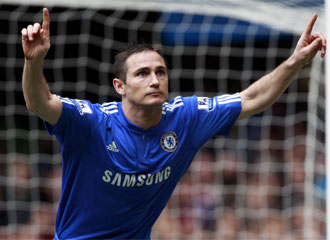 Lampard celebra uno de sus cuatro goles.