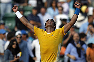 Rafa Nadal celebra su victoria ante Ferrer en el Masters de Miami