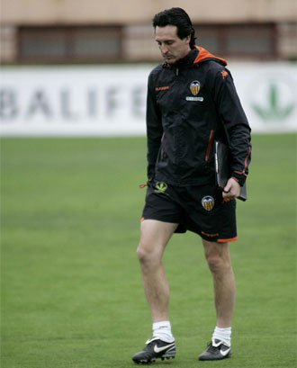 Emery durante un entrenamiento con el Valencia
