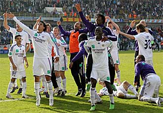 Los jugadores del Anderlecht celebran el ttulo de Liga.