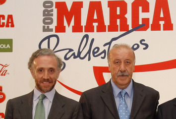 Eduardo Inda y Vicente del Bosque, en el Foro MARCA Ballesteros
