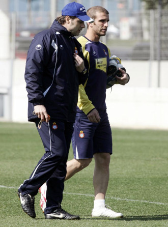 Mauricio Pochettino e Ivn Alonso, en un entrenamiento del Espanyol