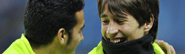 Bojan y Pedro durante un entrenamiento con el Barcelona