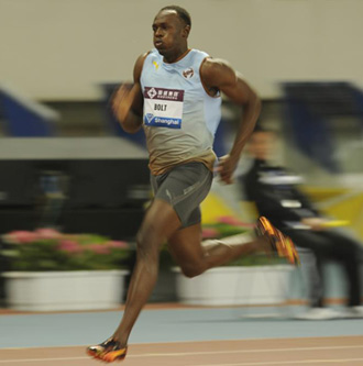 Bolt en la competencia de 200m en Shanghai