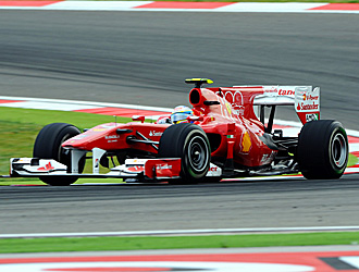 Fernando Alonso, a bordo de su Ferrari en el G.P. de Turqua