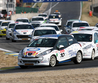 Salida de al 2 carrera de la Copa Peugeot 207 THP