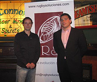 Diego Zarzosa, en la imagen tras la firma del acuerdo de colaboracin con Rugby Soluciones, confirm que la segunda edicin de la SIR se aplaza al ao que viene