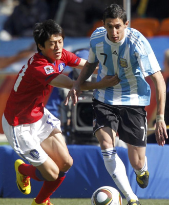 Di Mara, durante un lance del partido ante Corea del Sur.