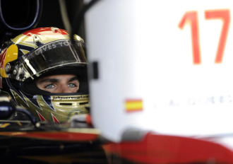 Jaime Alguersuari, a bordo de su monoplaza Toro Rosso